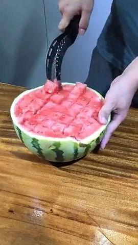 吃瓜神器夹子,轻松享受夏日清凉美食