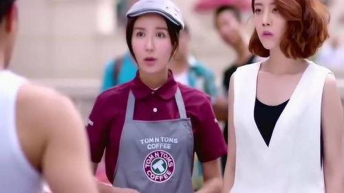 当众吃瓜真实视频,当众吃瓜引发围观，视频曝光网络热议